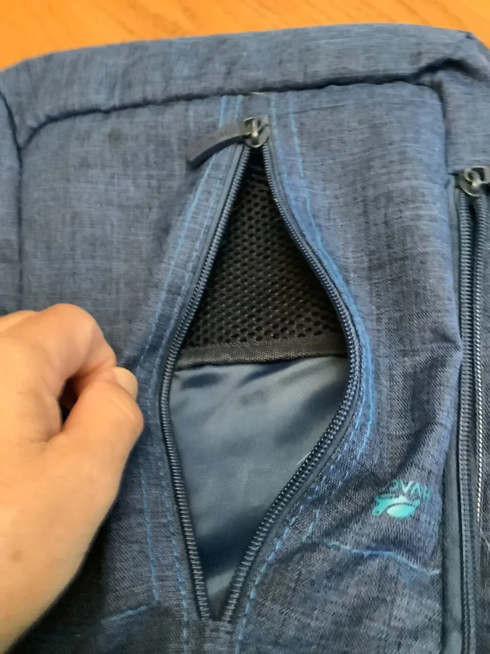 Rivacase 7529 Blue 13.3